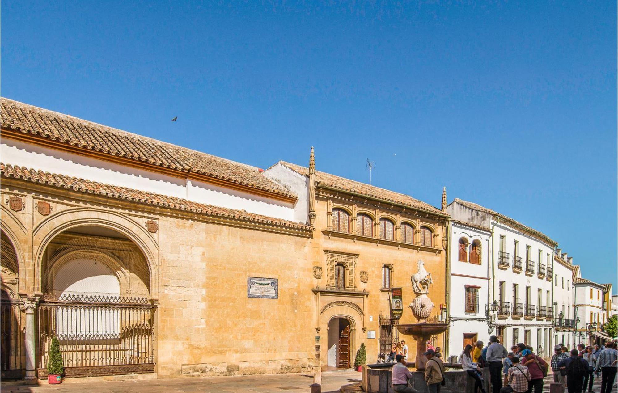 Lovely Apartment In Cordoba With Kitchen Екстер'єр фото