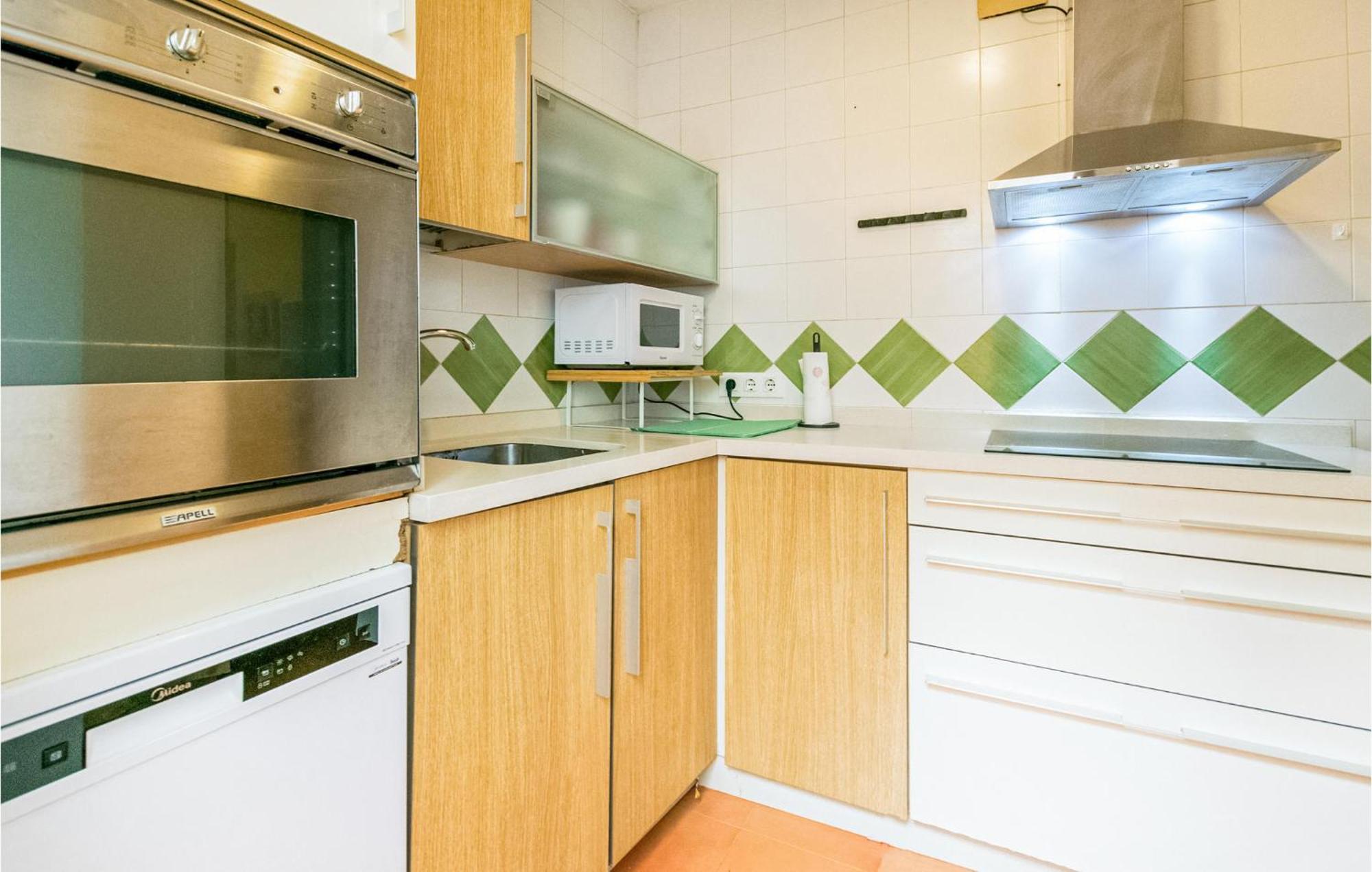 Lovely Apartment In Cordoba With Kitchen Екстер'єр фото